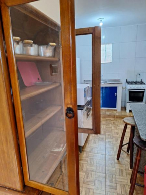 Quitinetes toda mobiliada em Araruama